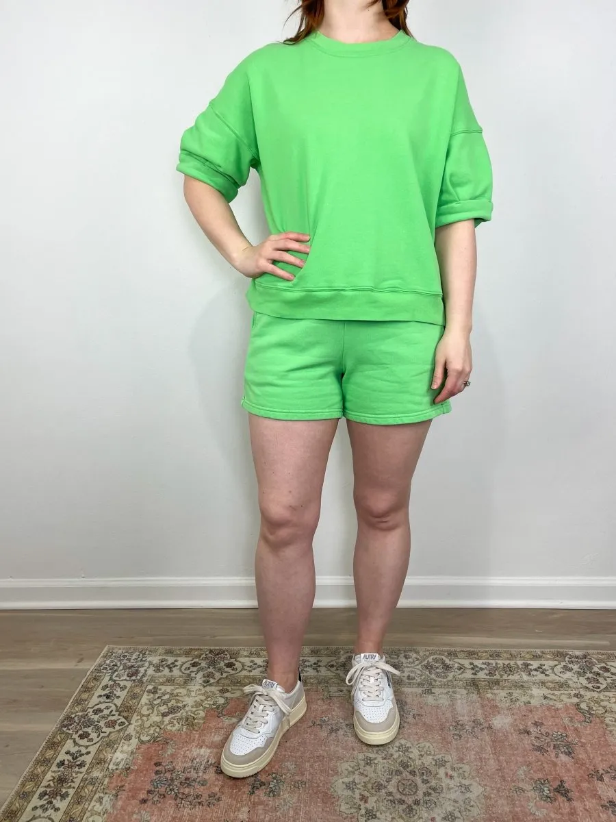 Shayne Sweatshort in Lush Green